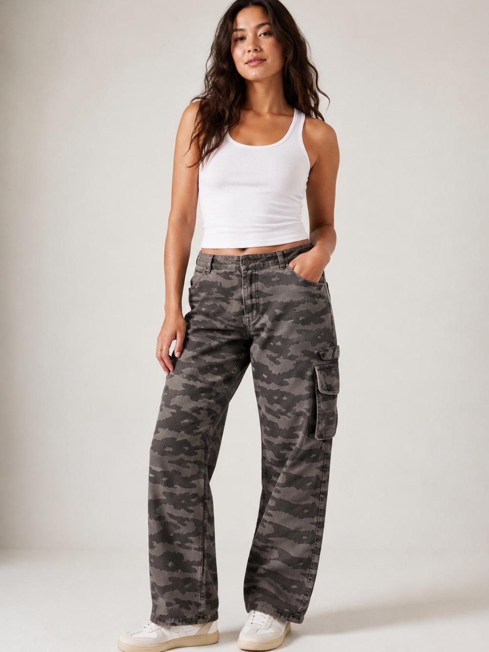 Sanctuary Women's Wide Leg Cargo Pants in Gray Camo